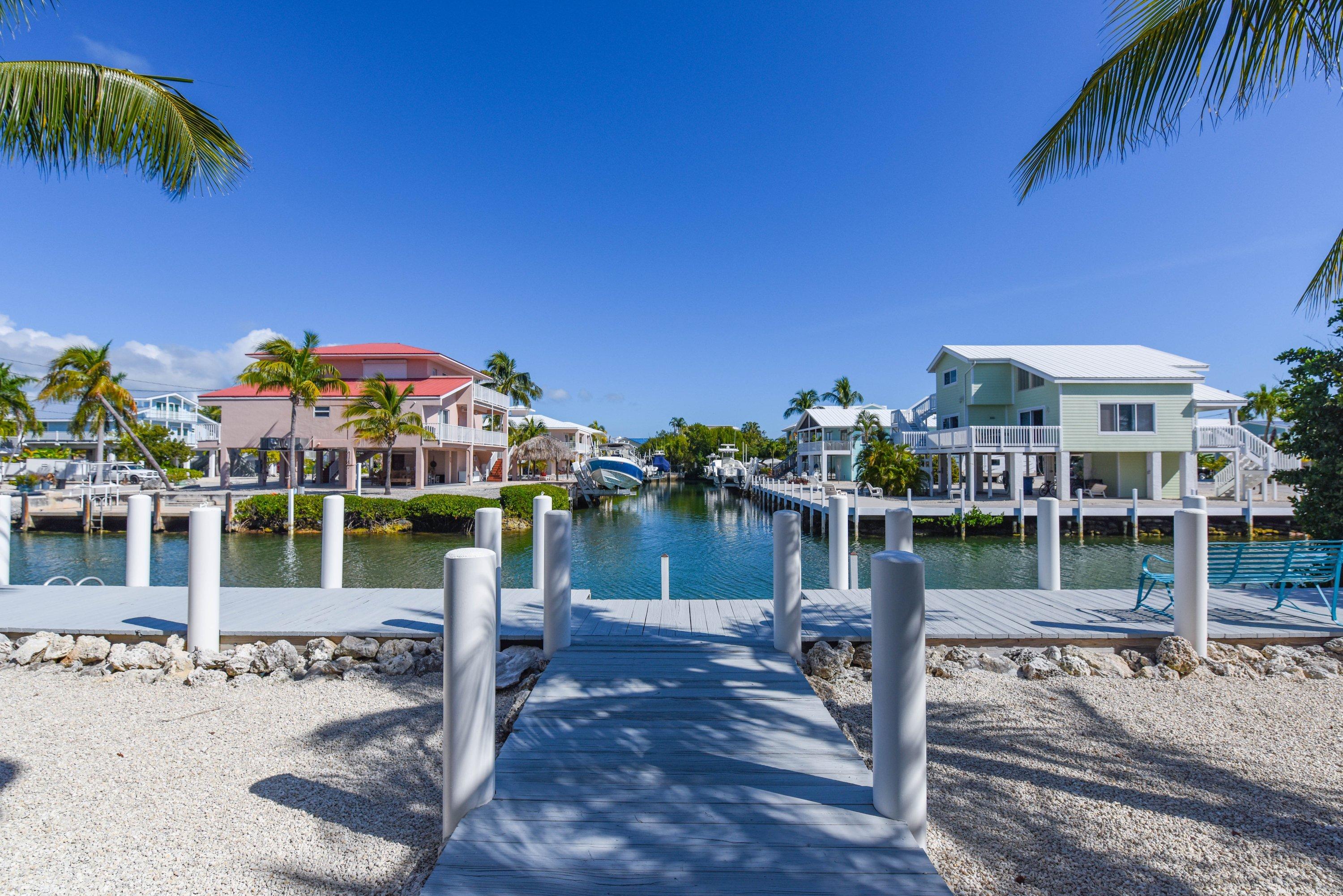 357 Blackbeard Road Summerland Key, FL 33042 - Photo 13 of 39 Wood Dock Walkway