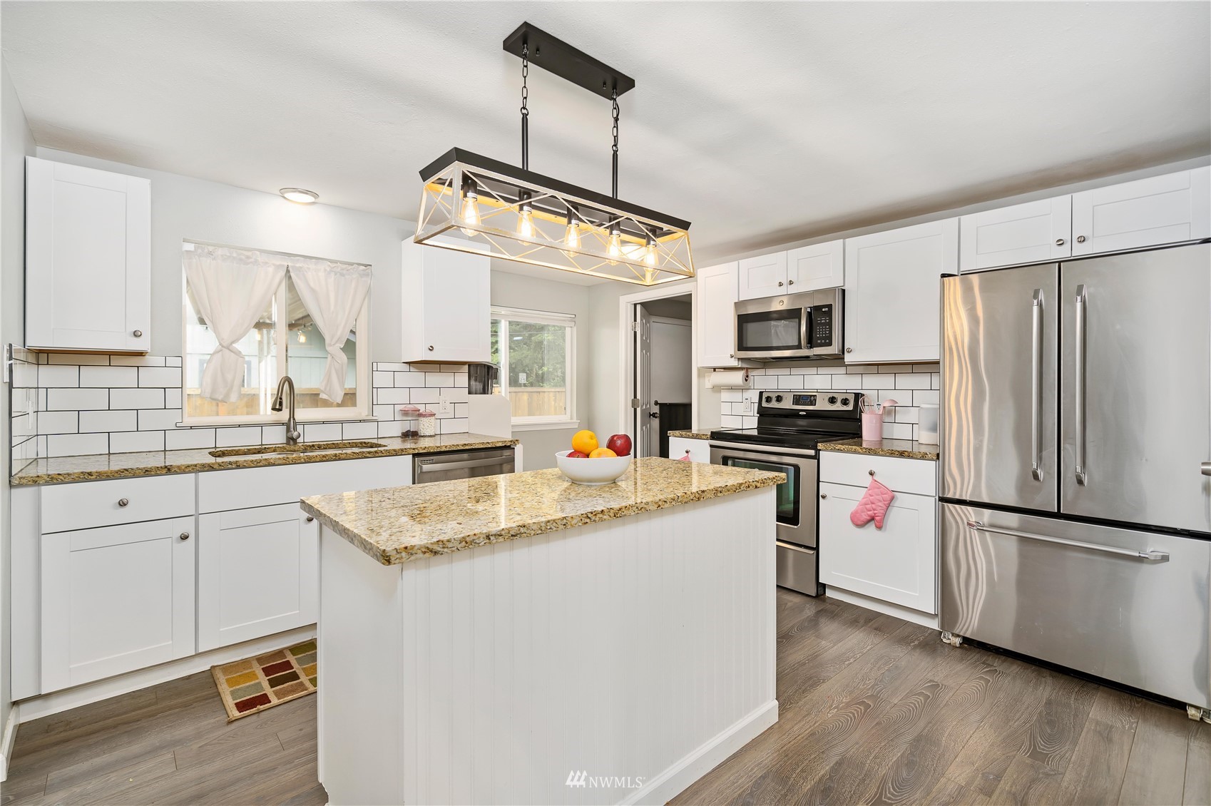 7703 Bernese Road Southwest Lakewood, WA 98498 - Photo 2 of 31 Gallery Image 2