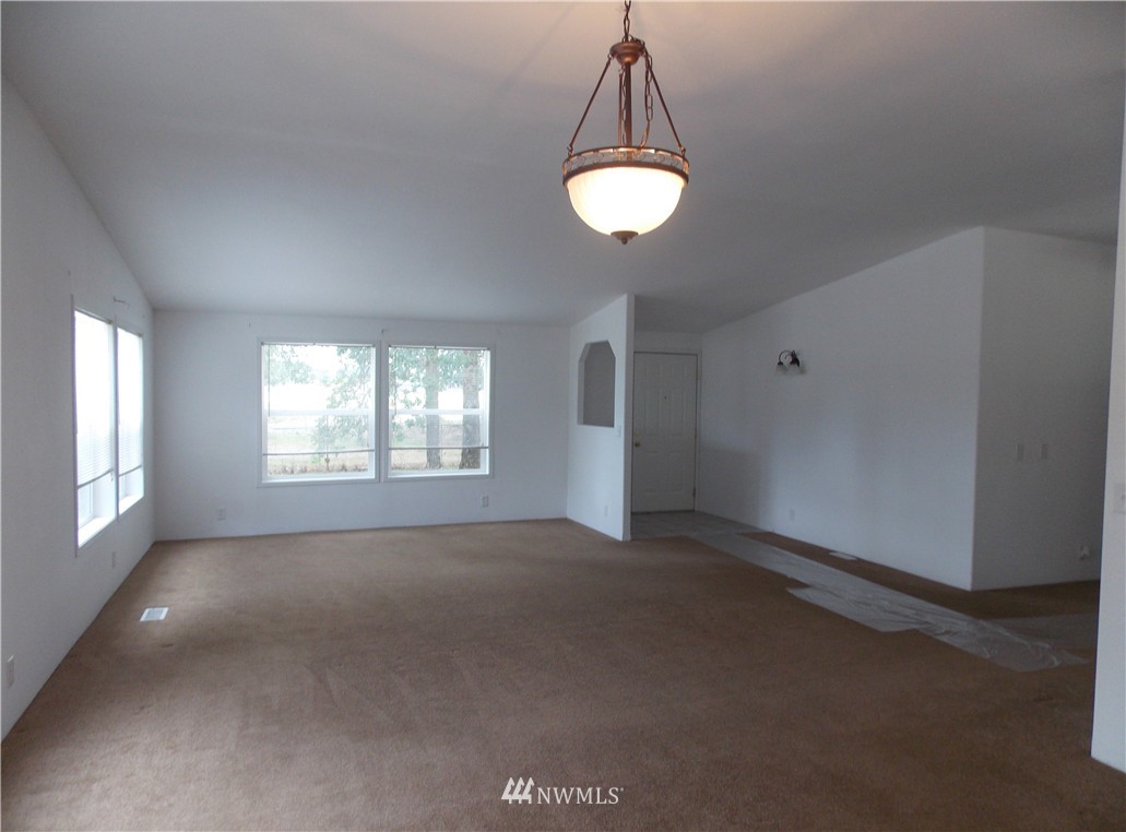 17615 Dane Lane Southwest Rochester, WA 98579 - Photo 3 of 25