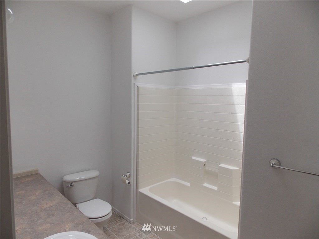 17615 Dane Lane Southwest Rochester, WA 98579 - Photo 5 of 25