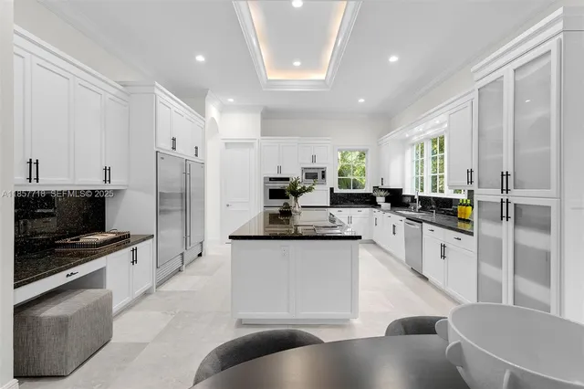 $39,500 | 9941 Southwest 60th Court, Pinecrest, FL 33156