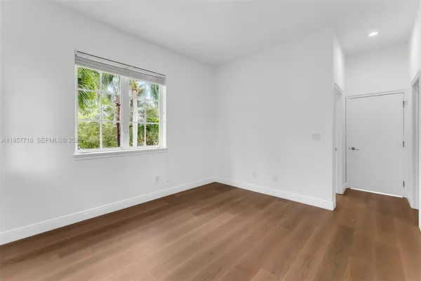 $39,500 | 9941 Southwest 60th Court, Pinecrest, FL 33156