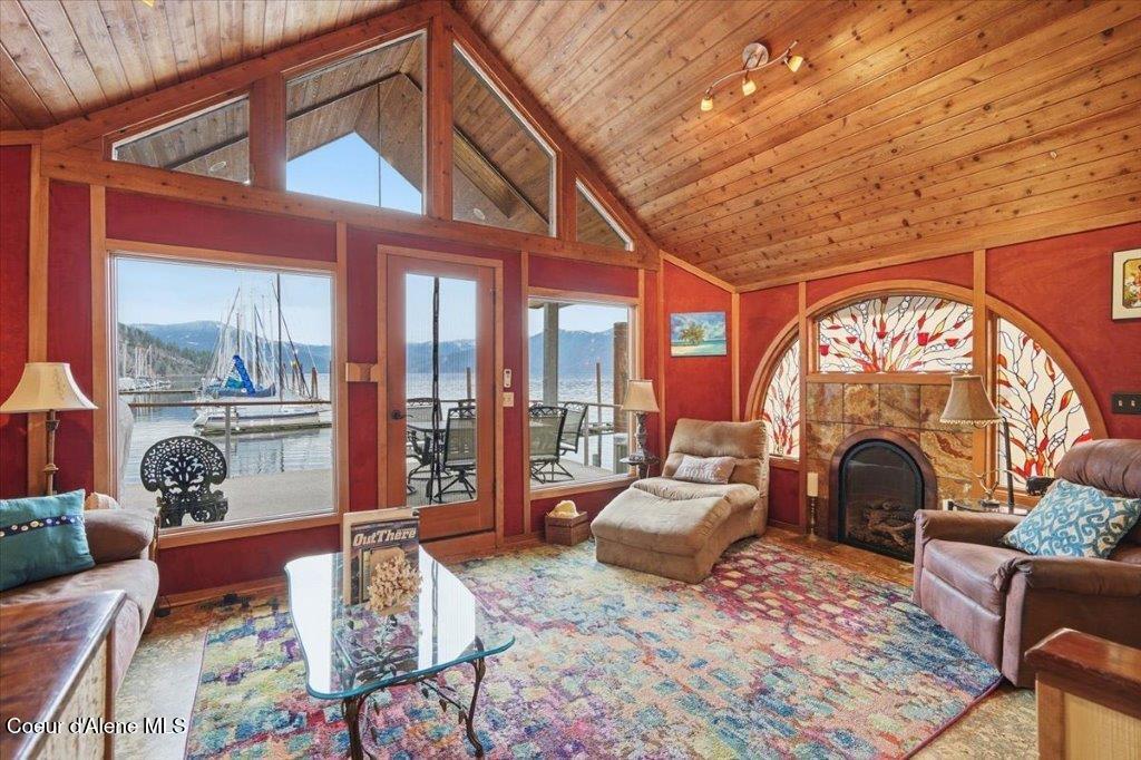 34129 Scenic Bay Road Bayview, ID 83803 - Photo 13 of 69 Living Room