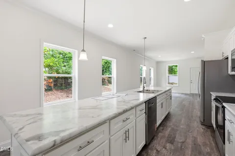 $299,900 | 1304 Goldsboro Avenue, Sanford, NC 27330