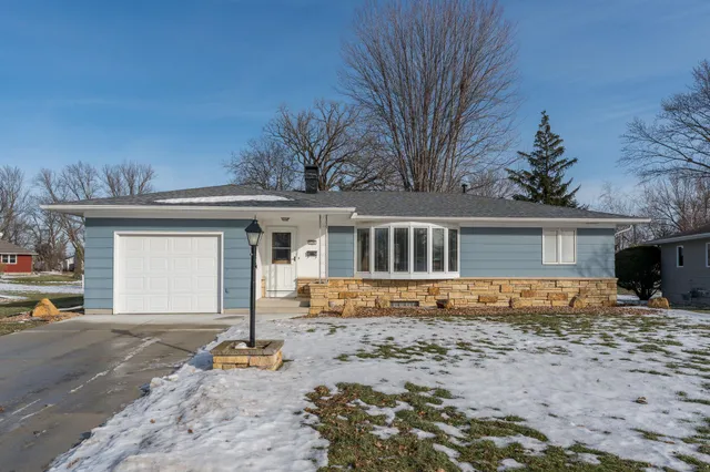 $267,500 | 229 Pfau Street, Mankato, MN 56001