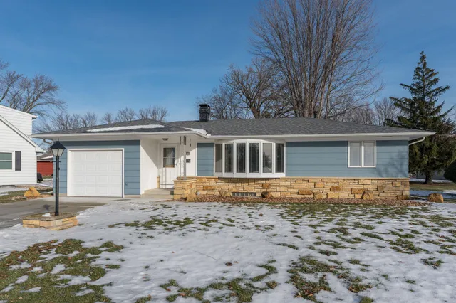 $267,500 | 229 Pfau Street, Mankato, MN 56001