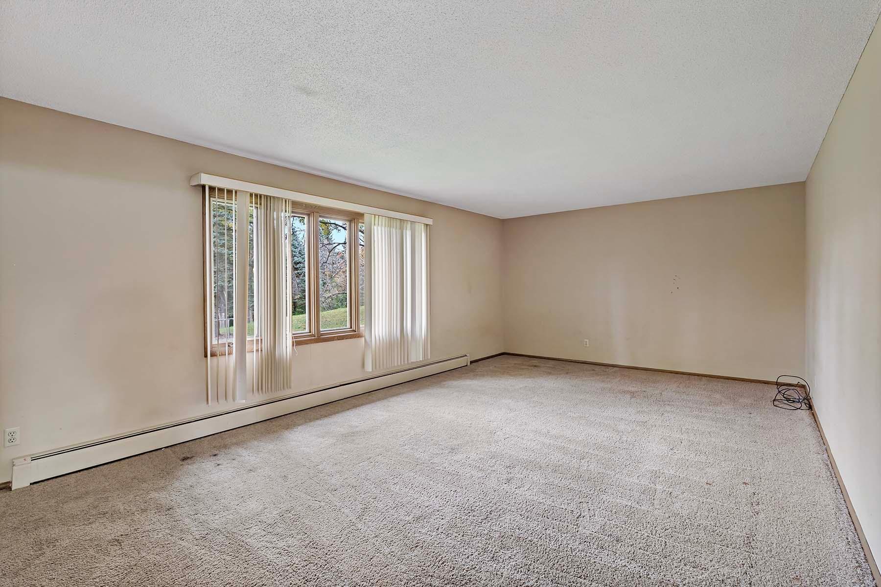 13940 64th Avenue North Maple Grove, MN 55311 - Photo 11 of 38