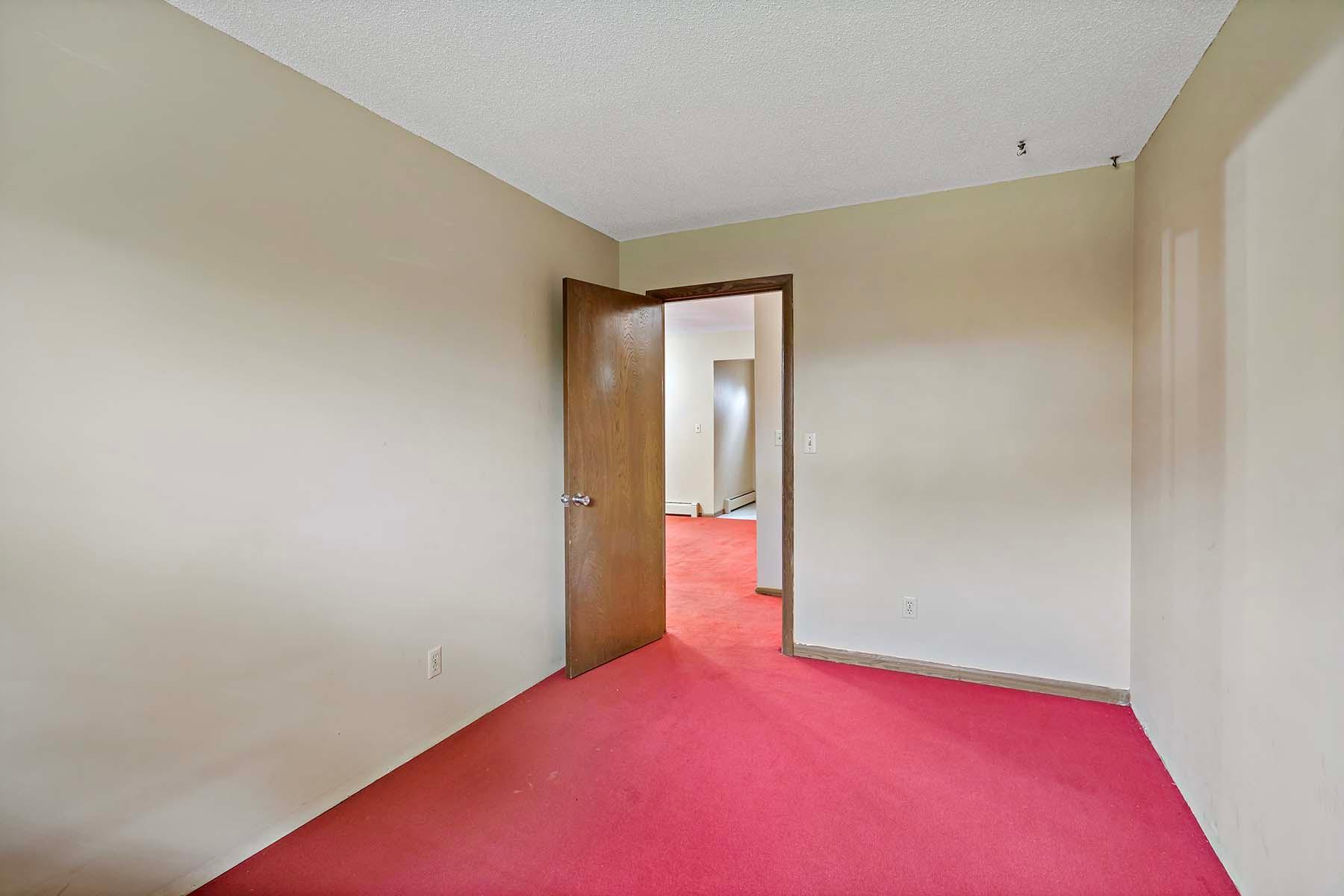 13940 64th Avenue North Maple Grove, MN 55311 - Photo 17 of 38