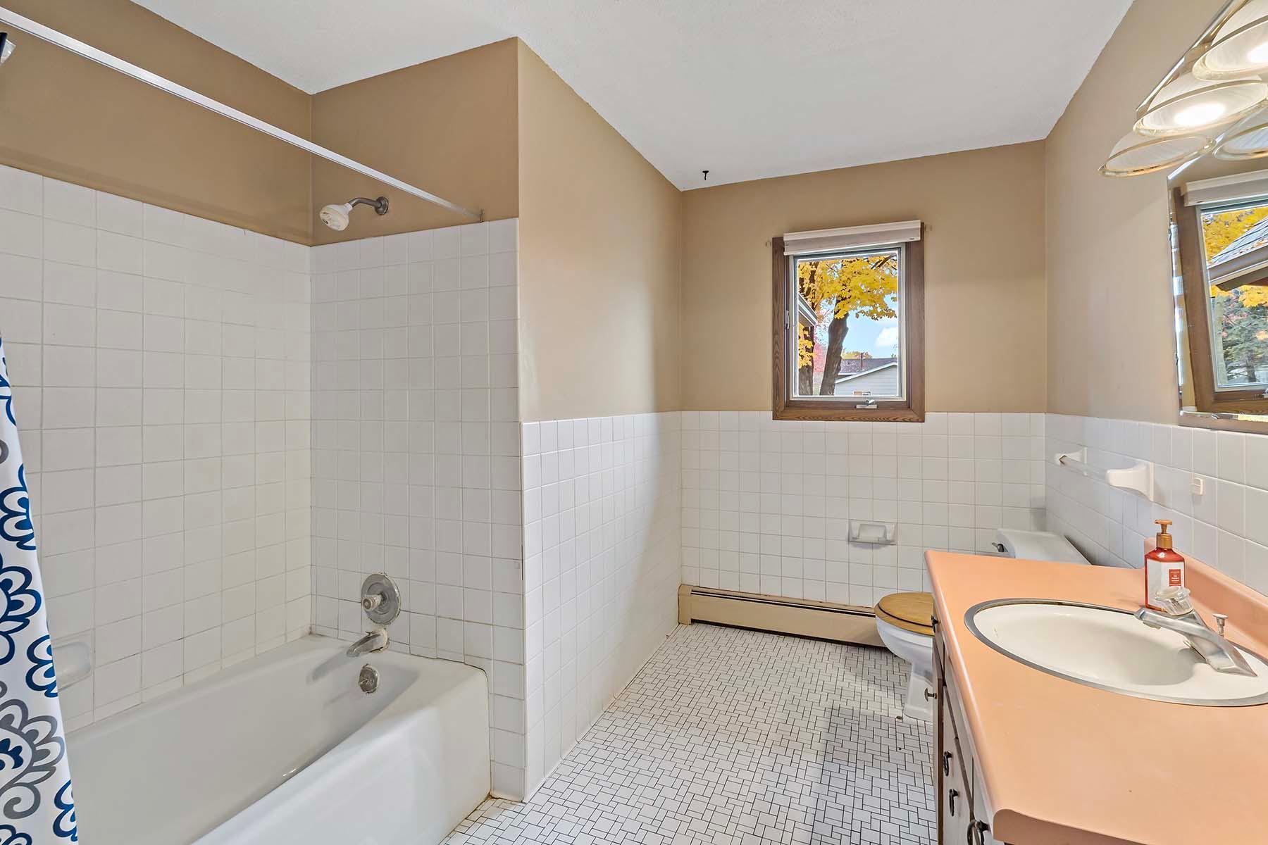 13940 64th Avenue North Maple Grove, MN 55311 - Photo 21 of 38