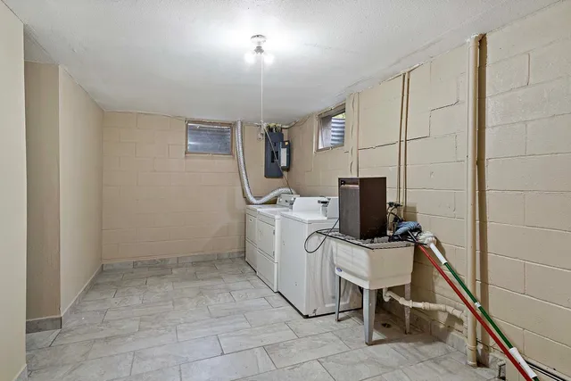 $410,000 | 13940 64th Avenue North, Maple Grove, MN 55311