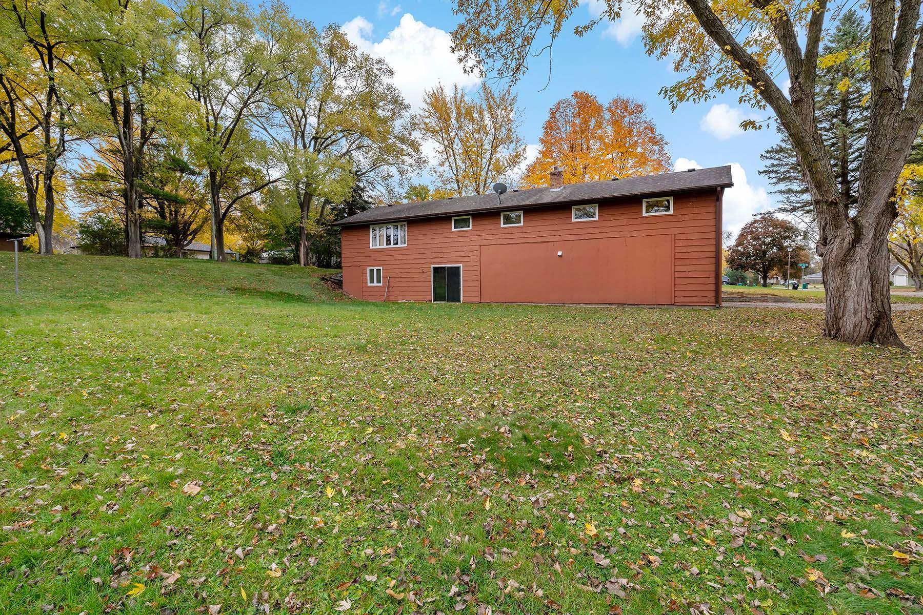 13940 64th Avenue North Maple Grove, MN 55311 - Photo 35 of 38