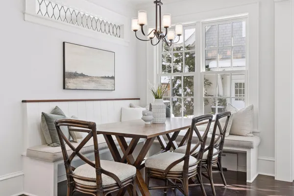 $2,395,000 | 2735 Lake Of The Isles Parkway East, Minneapolis, MN 55408
