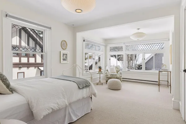 $2,395,000 | 2735 Lake Of The Isles Parkway East, Minneapolis, MN 55408