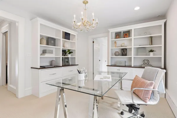 $2,395,000 | 2735 Lake Of The Isles Parkway East, Minneapolis, MN 55408