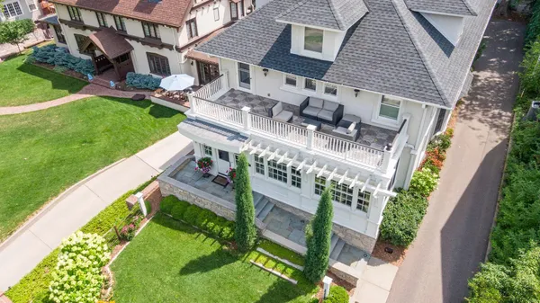 $2,395,000 | 2735 Lake Of The Isles Parkway East, Minneapolis, MN 55408