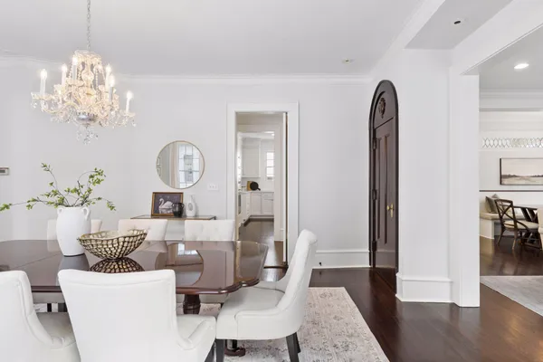 $2,395,000 | 2735 Lake Of The Isles Parkway East, Minneapolis, MN 55408