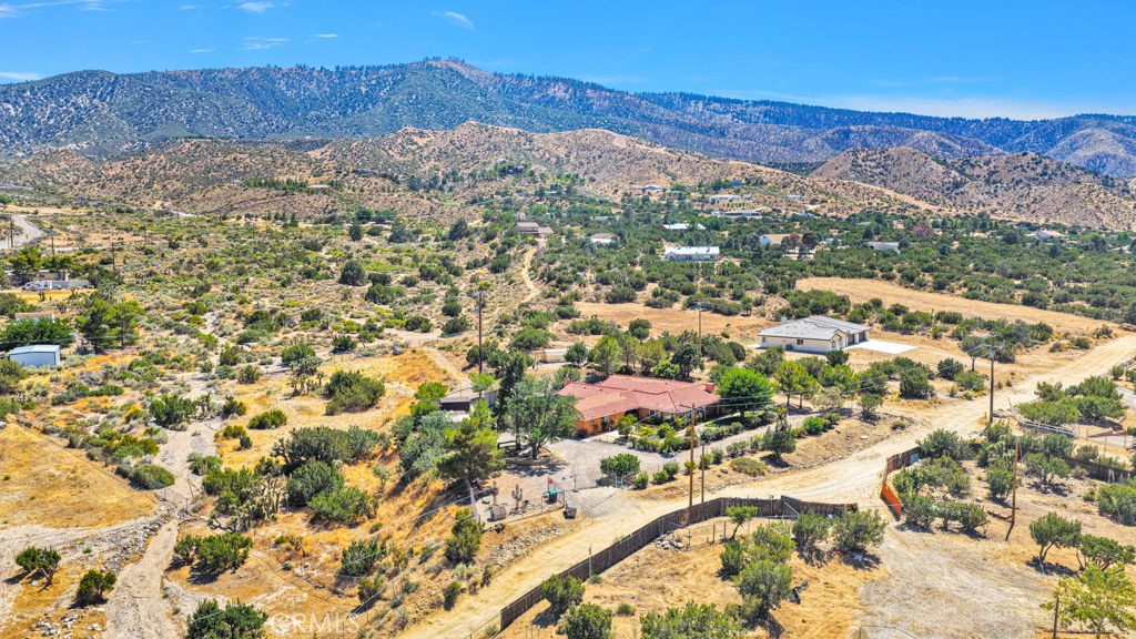 9072 Green Road Pinon Hills, CA 92372 - Photo 69 of 70