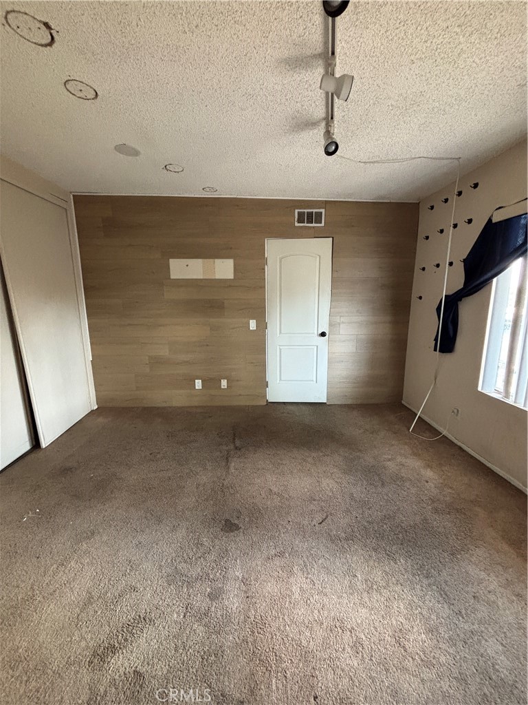 1735 East Washington Street Colton, CA 92324 - Photo 20 of 30 a view of small space