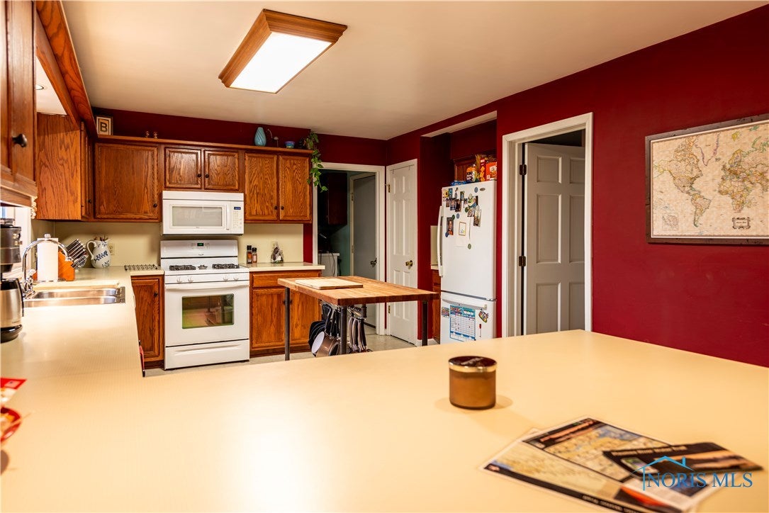 278 North River Road Waterville, OH 43566 - Photo 11 of 28 Gallery Image 11