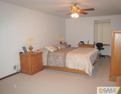 38 Boston Post Road East Brunswick, NJ 08816 - Photo 19 of 23 Gallery Image 19