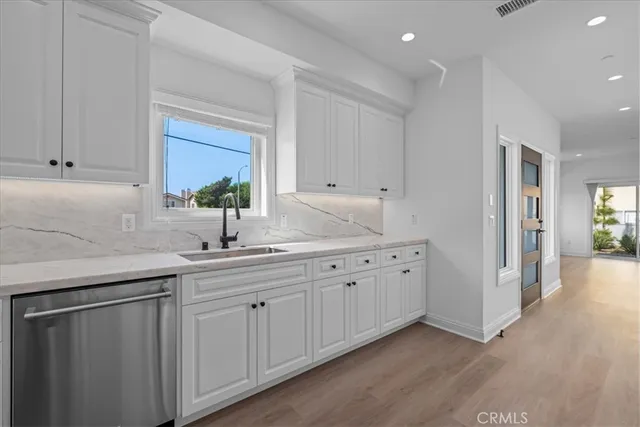 $1,735,000 | 25628 Rolling Hills Way, Torrance, CA 90505