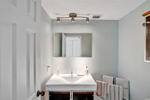 $275,000 | 5100 Dupont Boulevard, Unit 3G, Fort Lauderdale, FL 33308