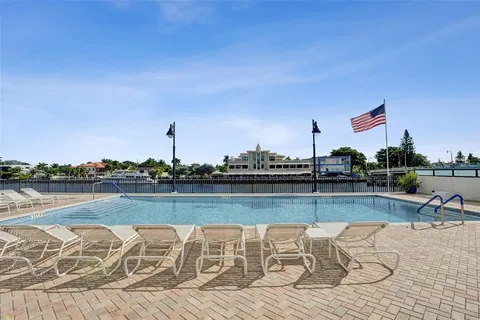 $275,000 | 5100 Dupont Boulevard, Unit 3G, Fort Lauderdale, FL 33308