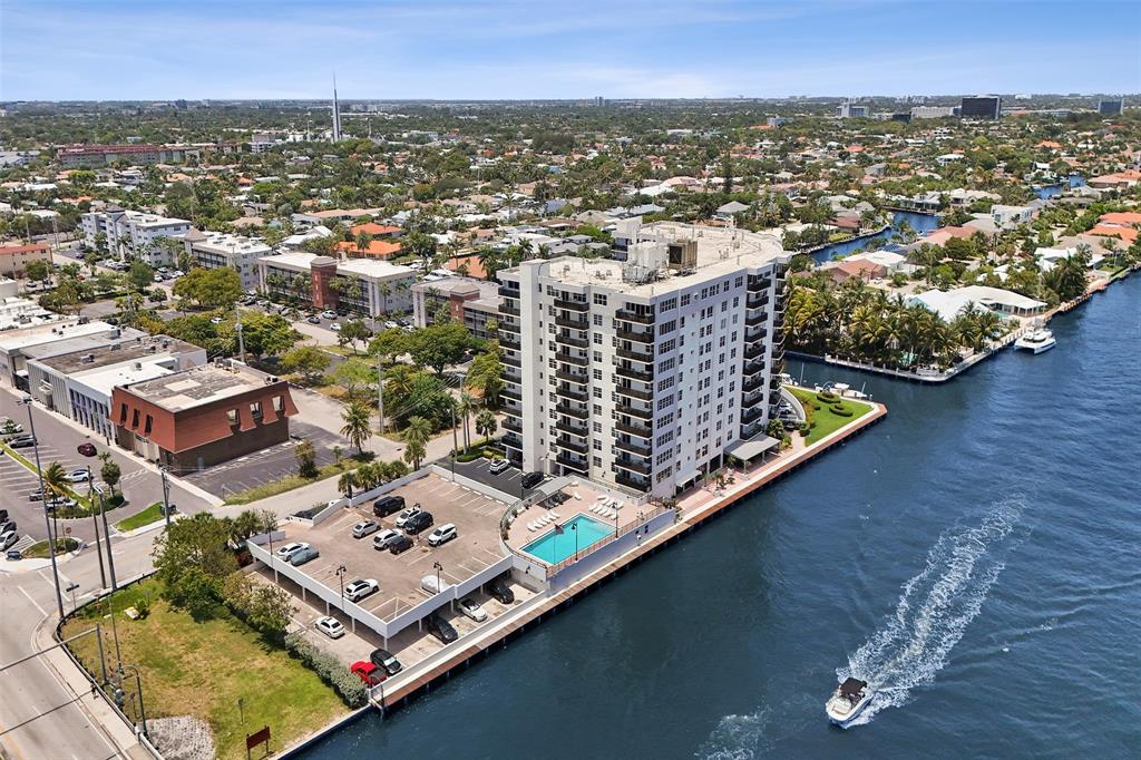 5100 Dupont Boulevard, Unit 3G Fort Lauderdale, FL 33308 - Photo 42 of 46 an aerial view of multiple house