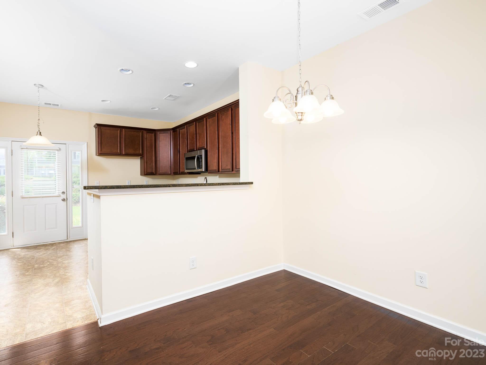 10419 Benfield Road Charlotte, NC 28269 - Photo 12 of 28 Gallery Image 12