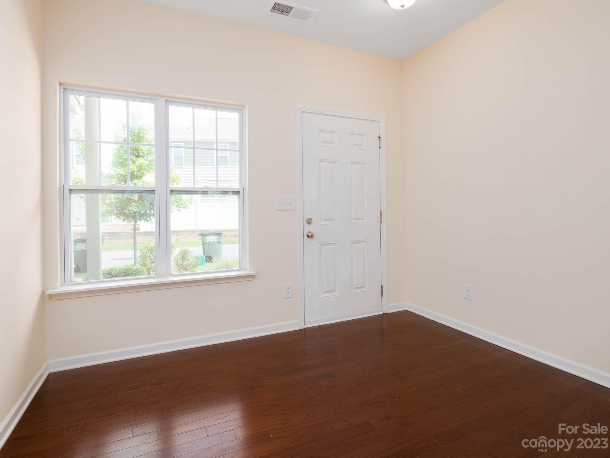 10419 Benfield Road Charlotte, NC 28269 - Photo 13 of 28 Gallery Image 13