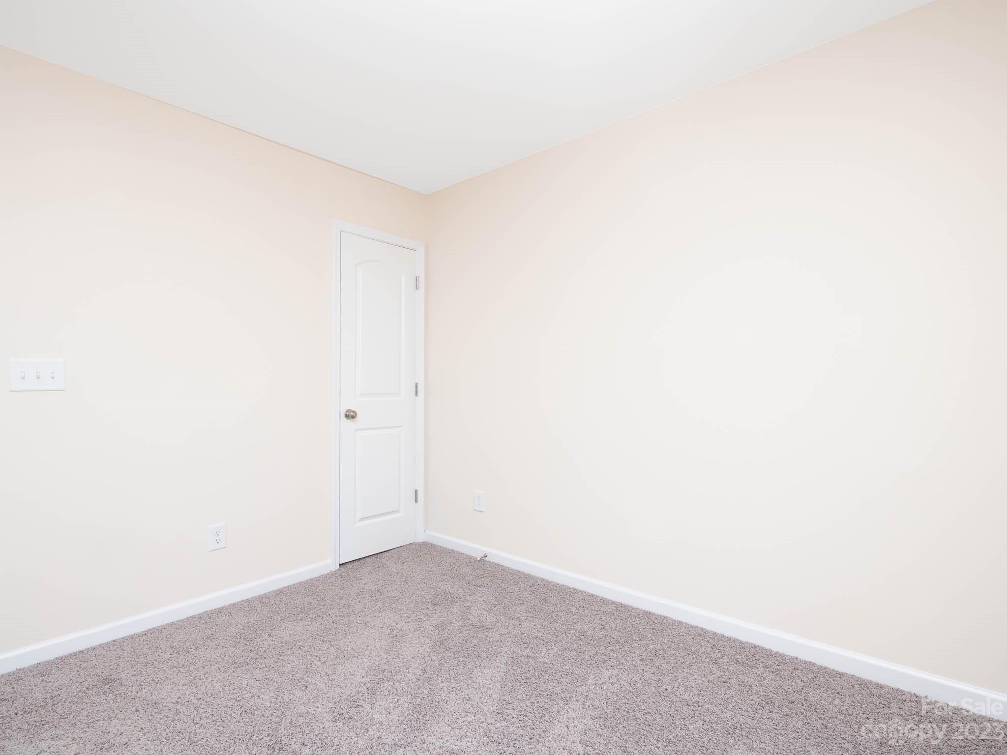 10419 Benfield Road Charlotte, NC 28269 - Photo 17 of 28 Gallery Image 17