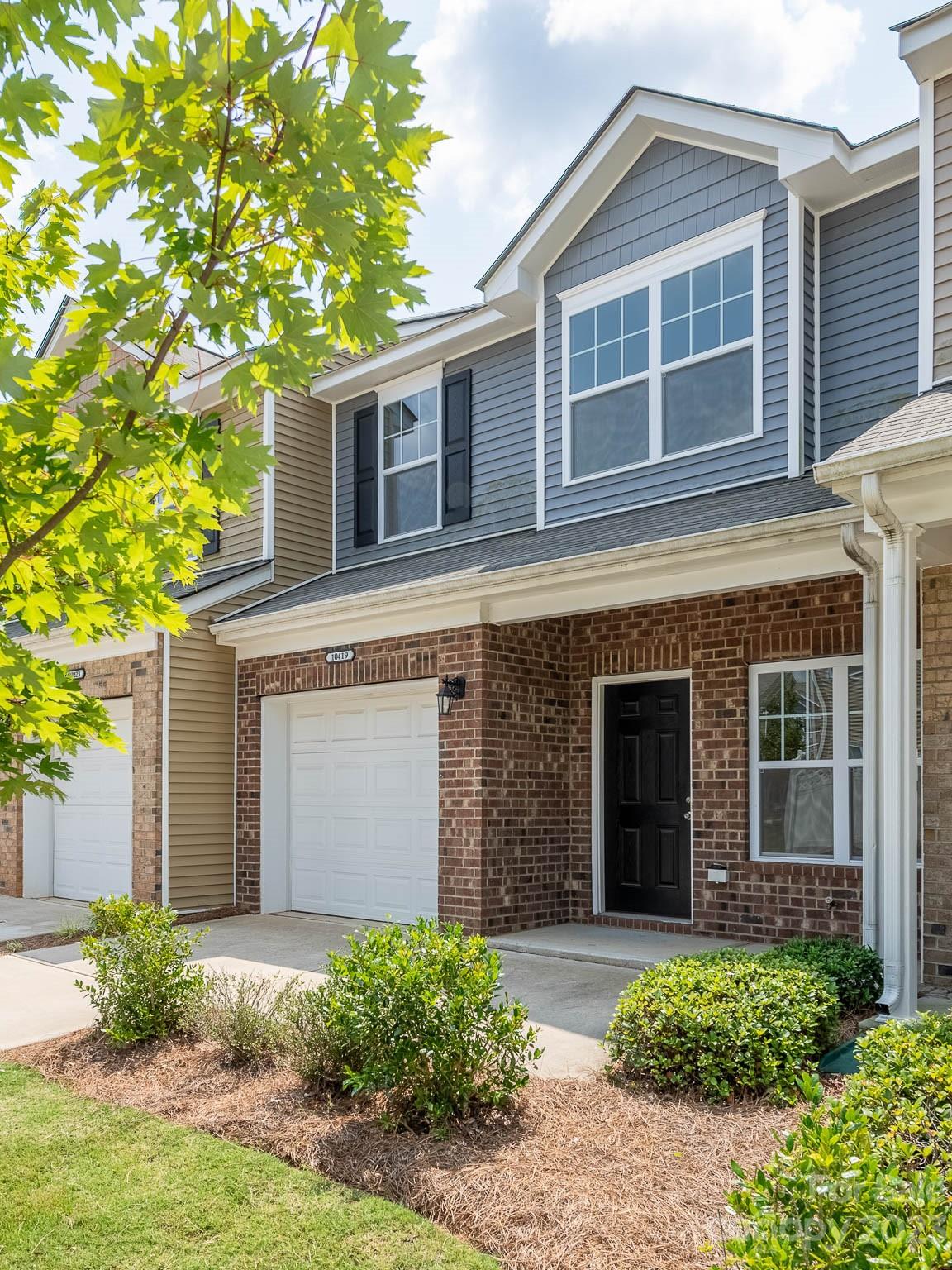 10419 Benfield Road Charlotte, NC 28269 - Photo 2 of 28 Gallery Image 2