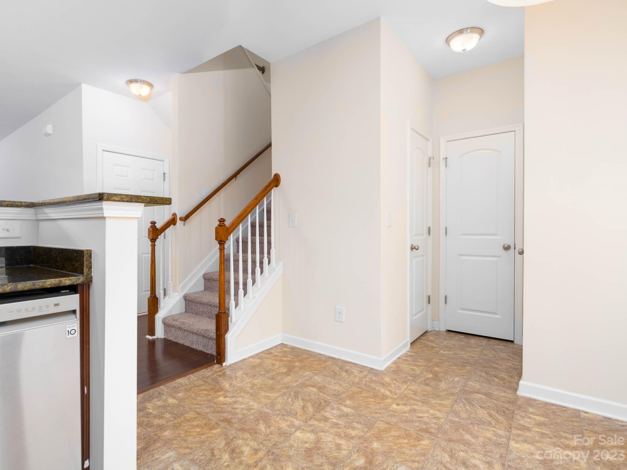 10419 Benfield Road Charlotte, NC 28269 - Photo 10 of 28 Gallery Image 10