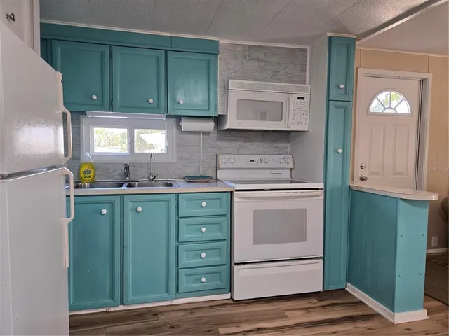 $158,000 | 113 Ravenna Street North, Nokomis, FL 34275