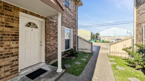 $130,000 | 1635 Newport Place, Unit 1, Kenner, LA 70065
