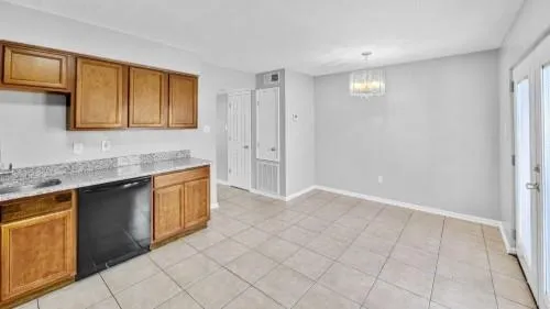 $130,000 | 1635 Newport Place, Unit 1, Kenner, LA 70065