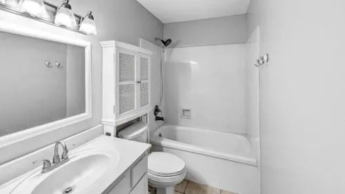 $130,000 | 1635 Newport Place, Unit 1, Kenner, LA 70065