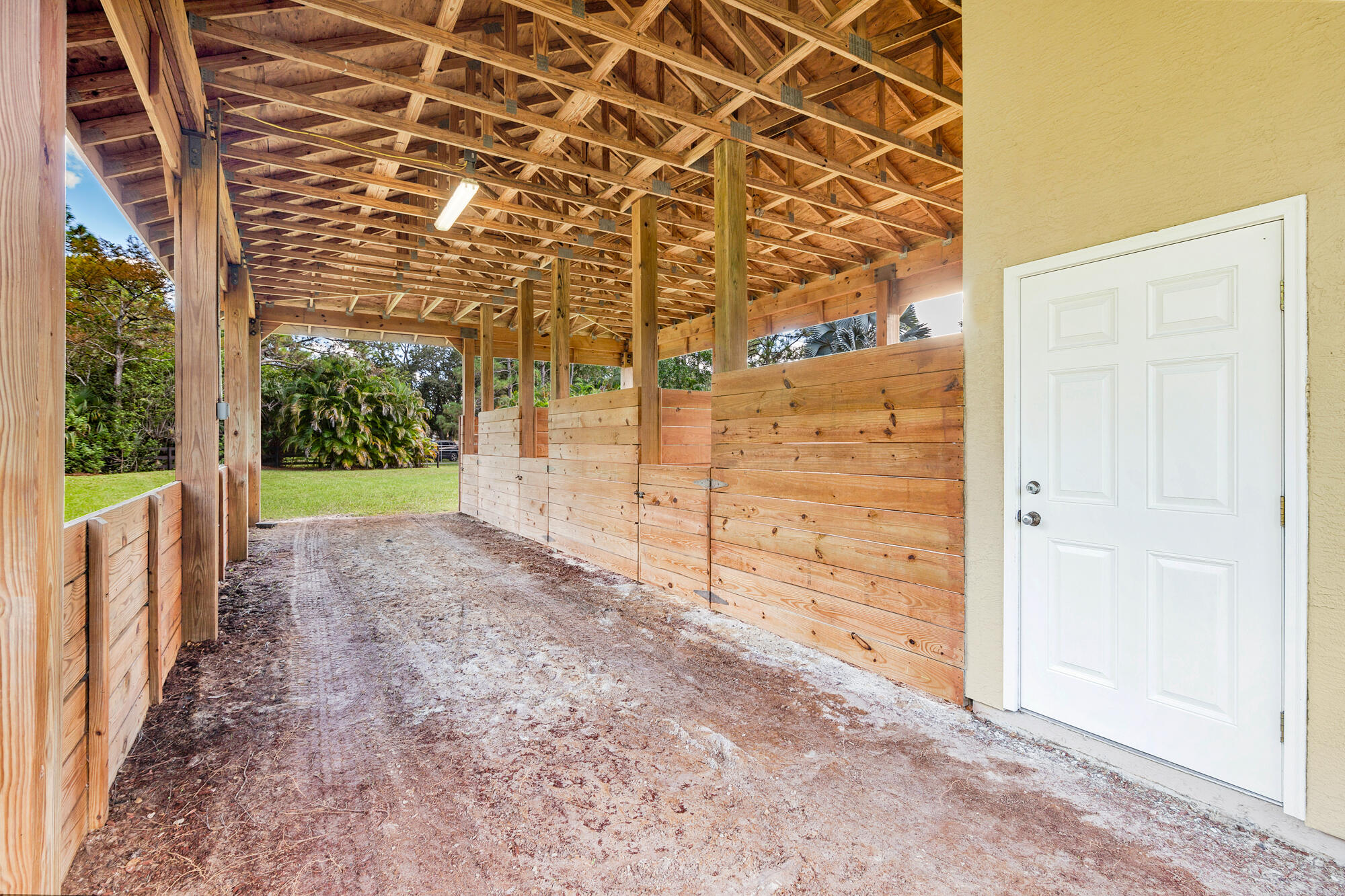 13095 Sand Ridge Road Palm Beach Gardens, FL 33418 - Photo 54 of 55 Covered Walkway
