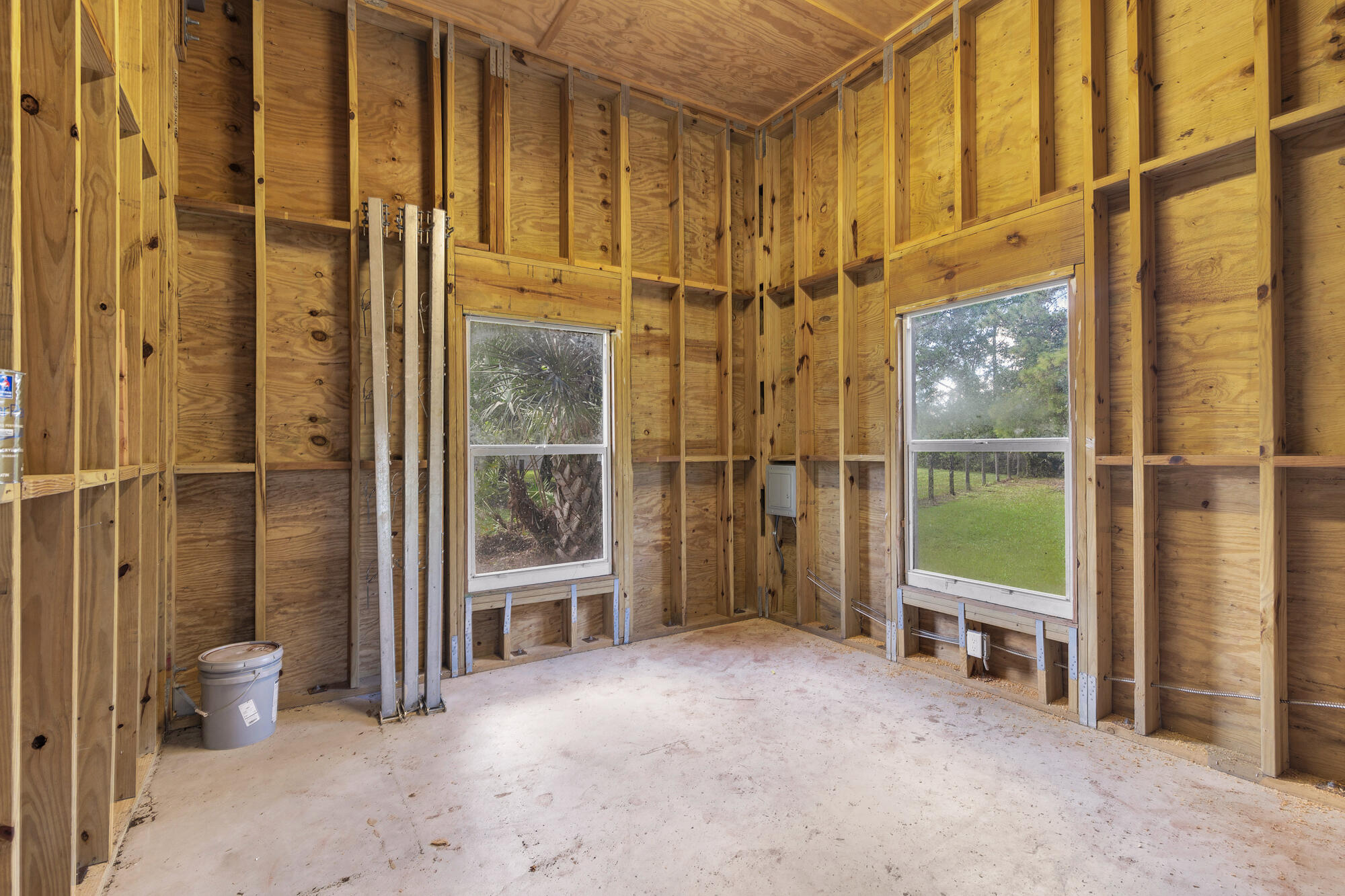 13095 Sand Ridge Road Palm Beach Gardens, FL 33418 - Photo 55 of 55 Feed & Tack To Be Finished