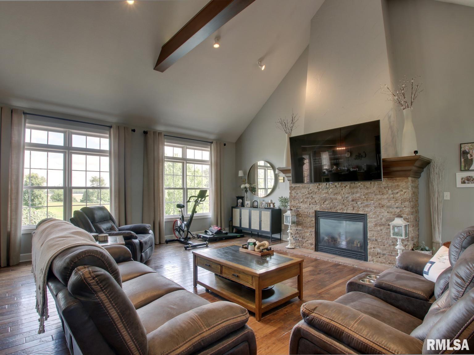 507 East High Street Mendon, IL 62351 - Photo 12 of 43