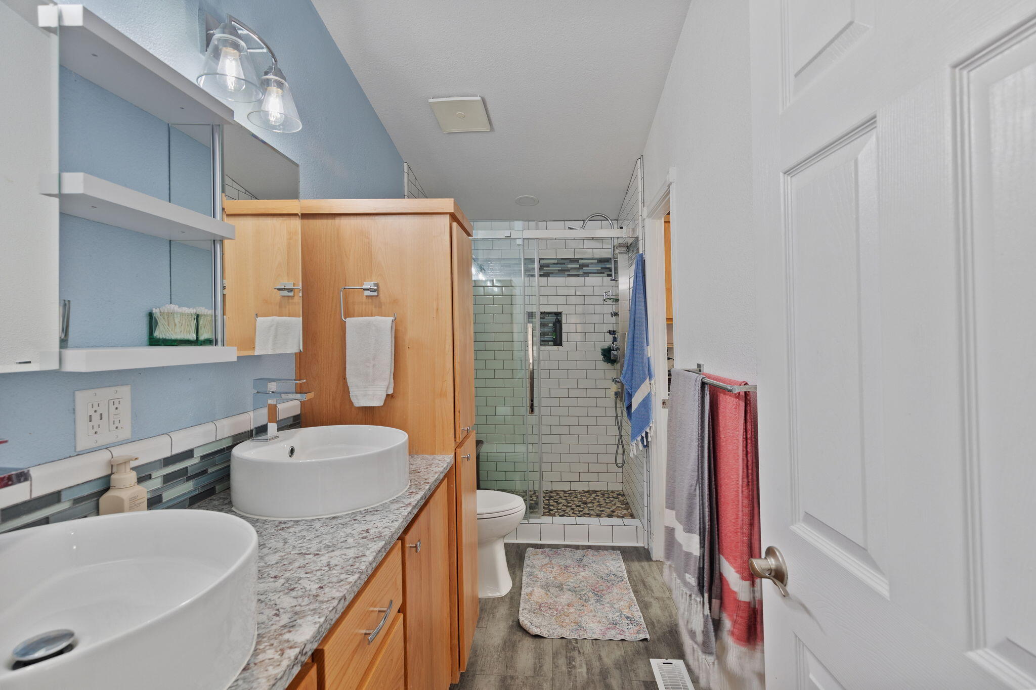 2532 Holcomb Springs Road Gold Hill, OR 97525 - Photo 18 of 55 Gallery Image 18