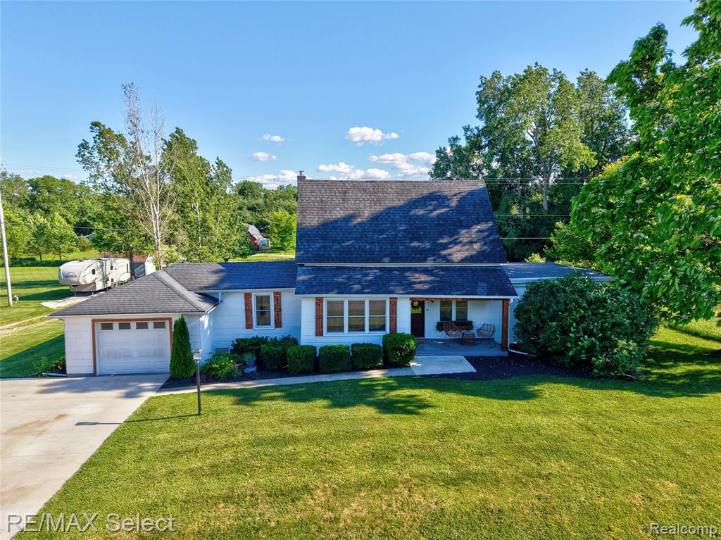 10469 West Pierson Road Flushing, MI 48433 - Photo 1 of 52