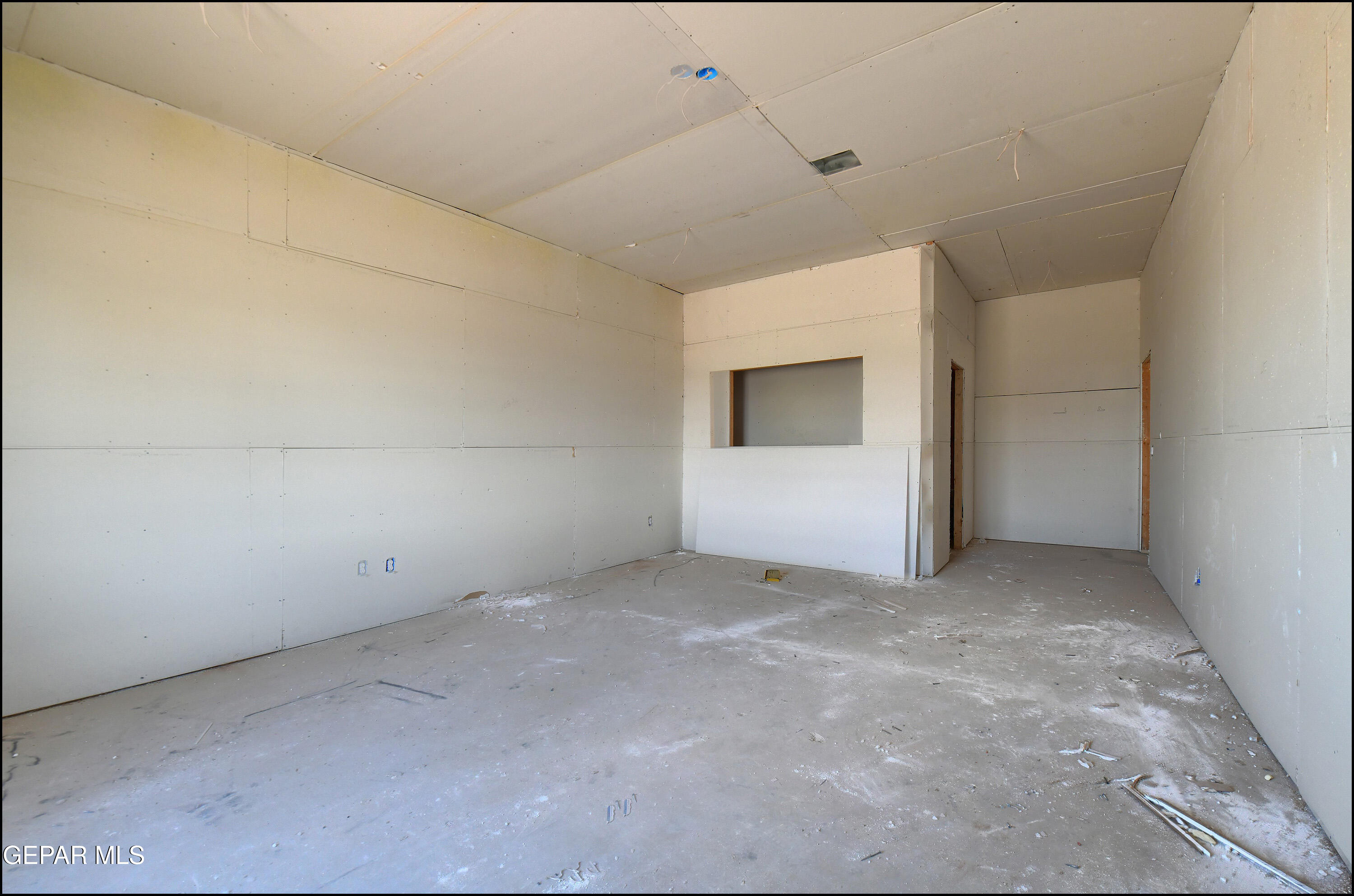 13360 Ayla Road El Paso, TX 79938 - Photo 33 of 48 a view of empty room