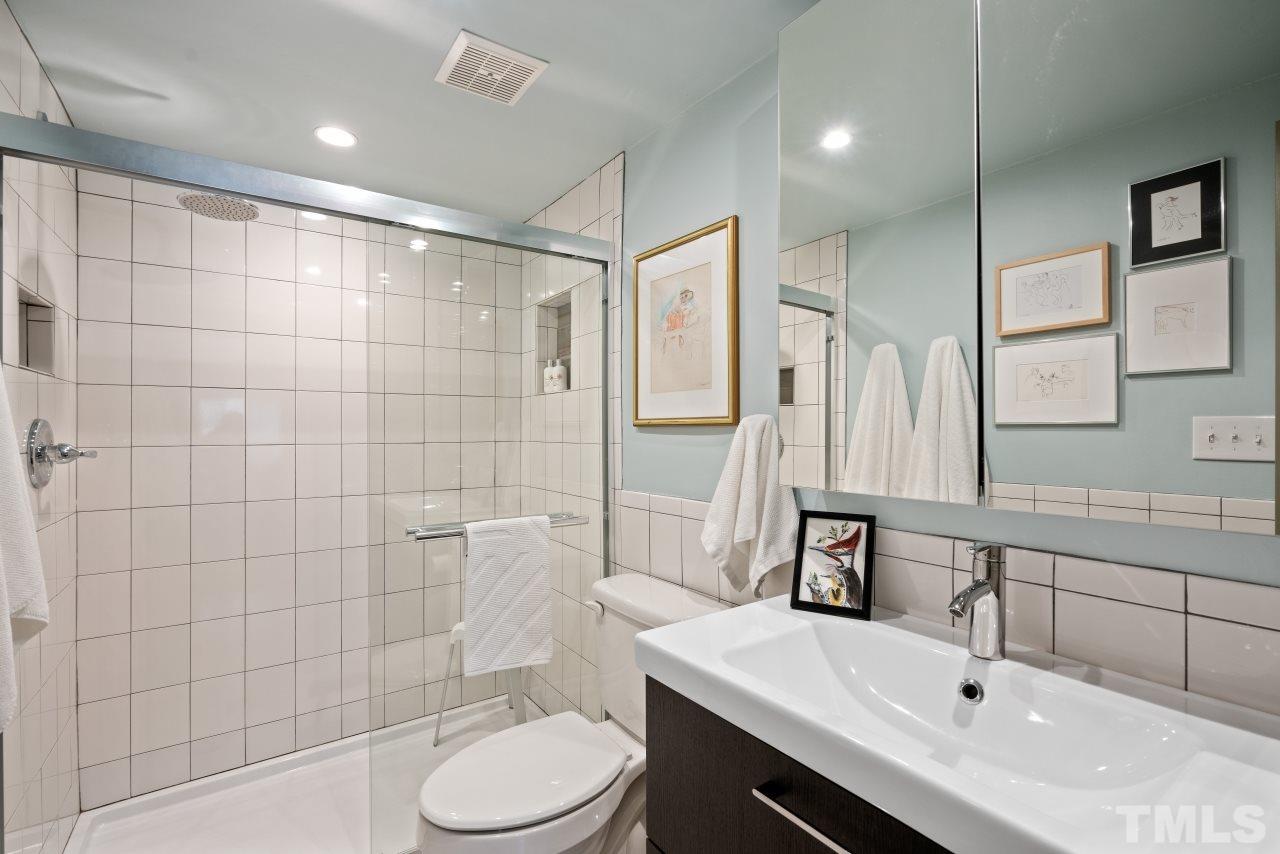 4649 Edwards Mill Road, Unit 4649 Raleigh, NC 27612 - Photo 22 of 26 Gallery Image 22