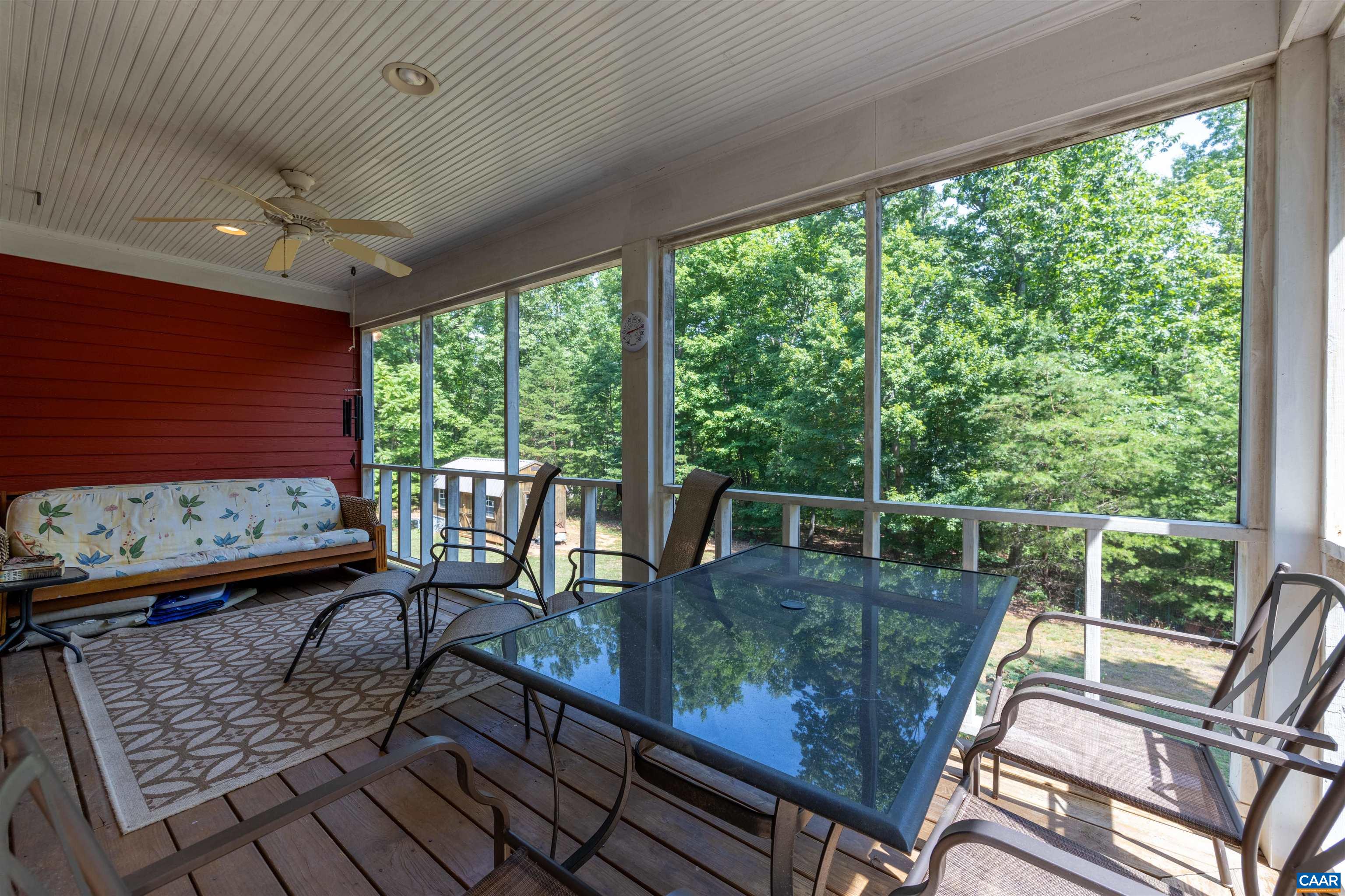 363 Bridgeport Road Scottsville, VA 24590 - Photo 7 of 39