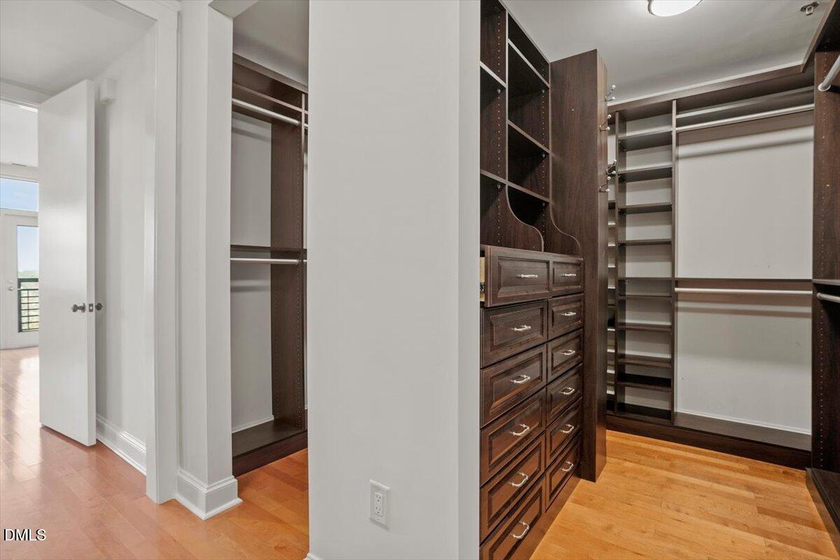 618 North Boylan Avenue, Unit 924 Raleigh, NC 27603 - Photo 19 of 33 a view of walk in closet with empty racks