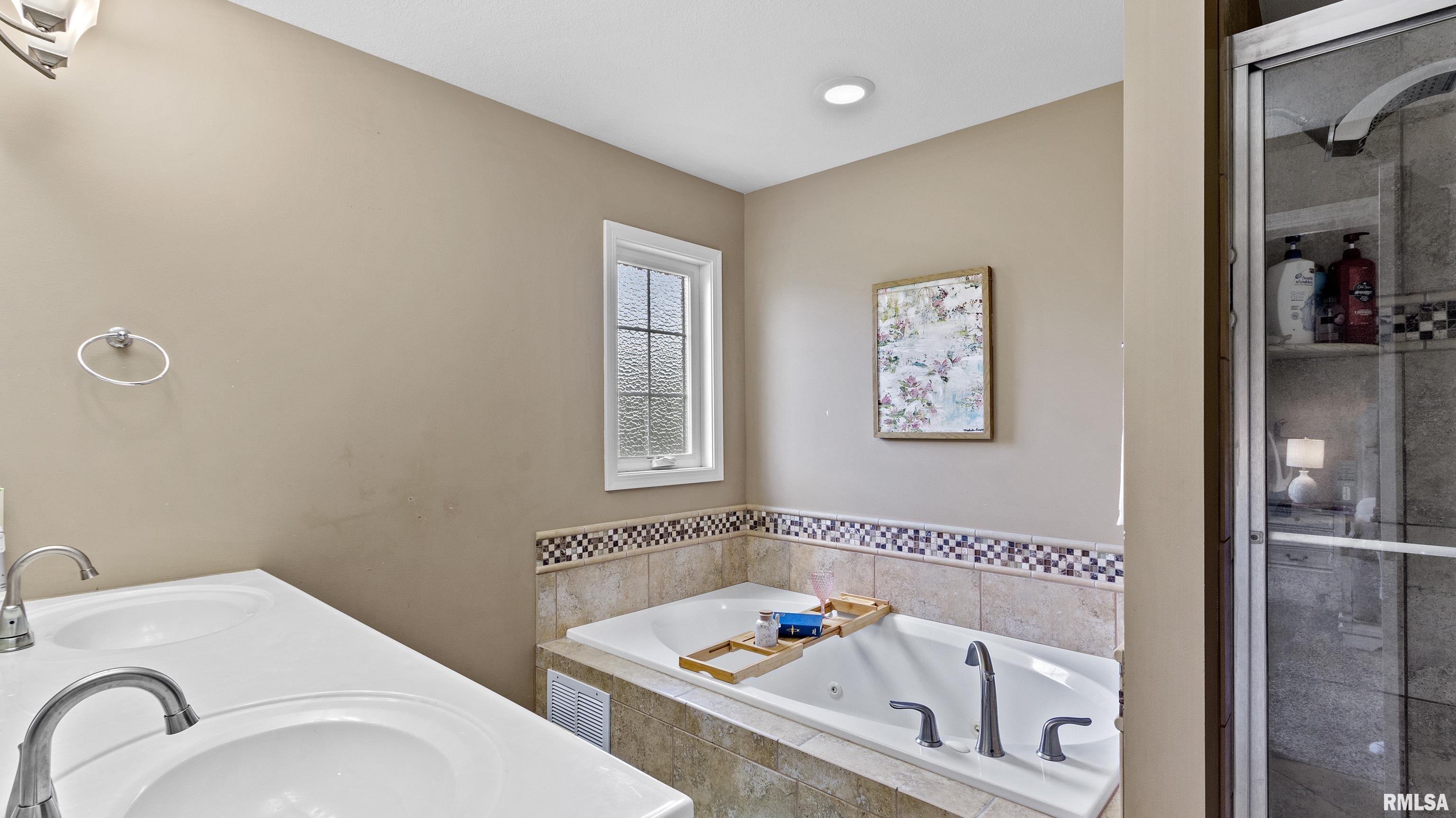 11011 North Country Ridge Lane Dunlap, IL 61525 - Photo 27 of 62 Gallery Image 27