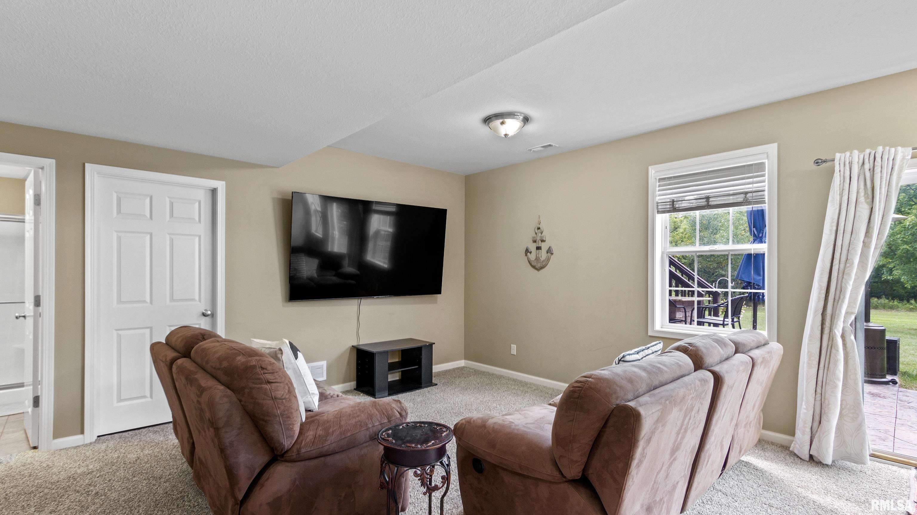 11011 North Country Ridge Lane Dunlap, IL 61525 - Photo 32 of 62 Gallery Image 32