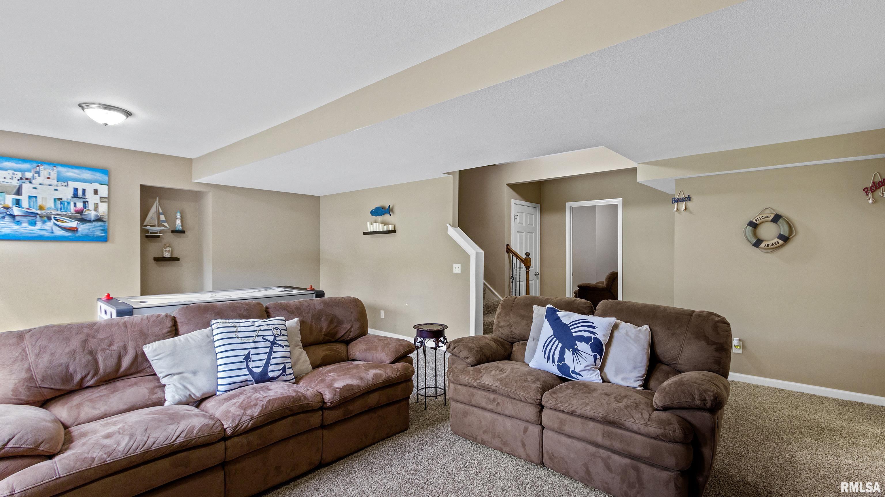 11011 North Country Ridge Lane Dunlap, IL 61525 - Photo 33 of 62 Gallery Image 33