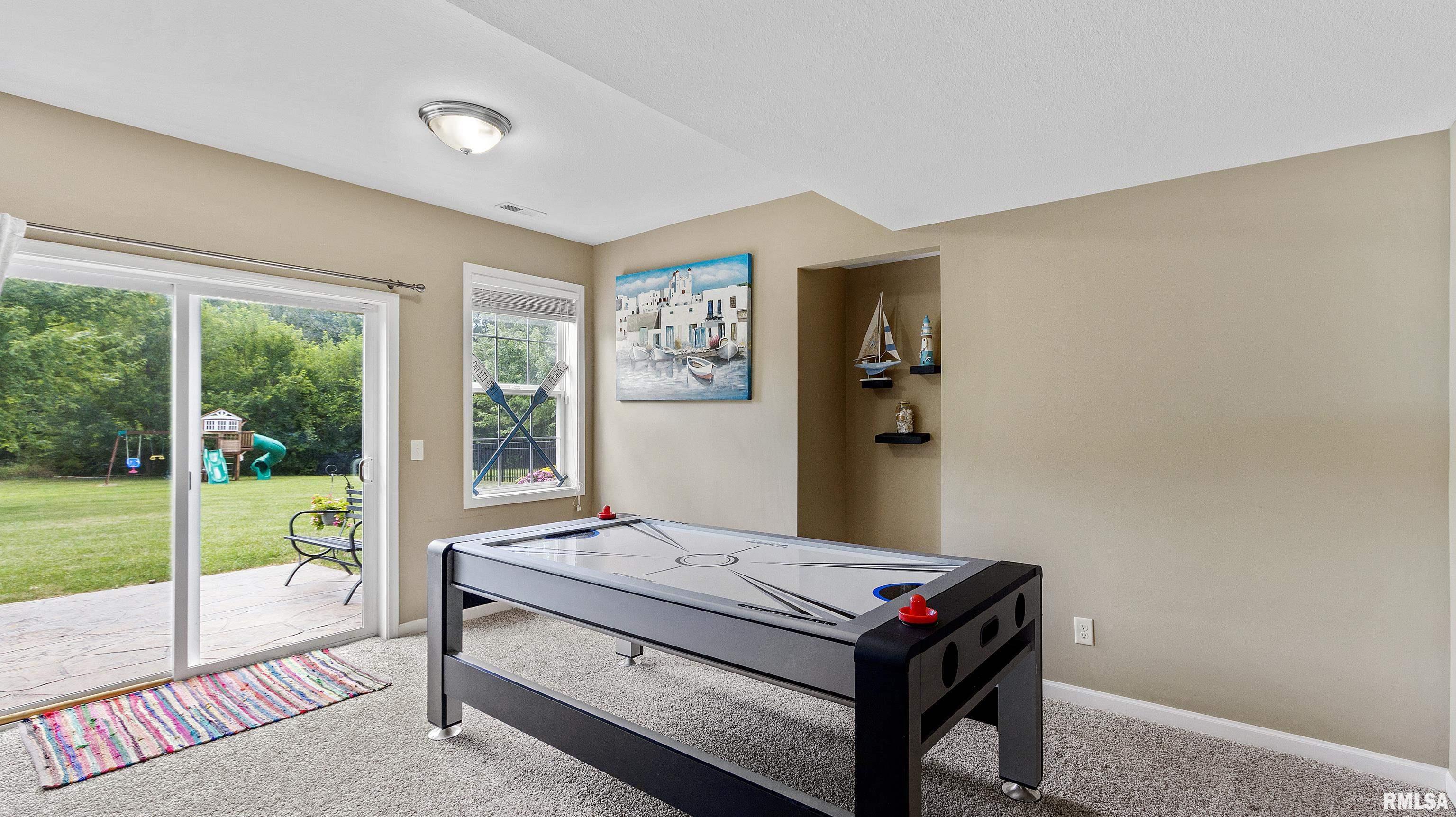 11011 North Country Ridge Lane Dunlap, IL 61525 - Photo 34 of 62 Gallery Image 34